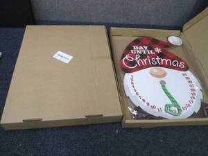 lot 194 image: 2 Gnome Advent Calendars...