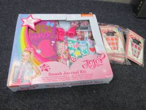 lot 195 image: Journal Kit, Nail Sets...