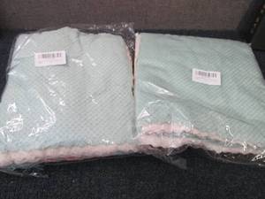 lot 210 image: 2- 15 pks Dish Cloths Wash Cloths...