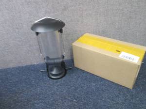 lot 213 image: 2 Hanging Wild Bird Feeders...