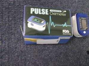 lot 254 image: Beautyko Pulse Oximeter open box Re...