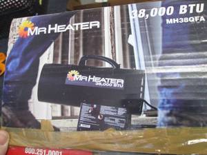 lot 280 image: Mr. Heater 38,000 BTU Forced Air Pr...