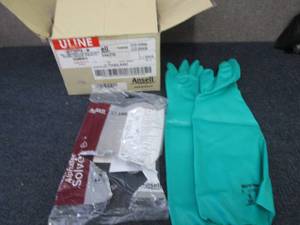 lot 383 image: 11 pr Medium Size 8 Ansell Sol-Ve...