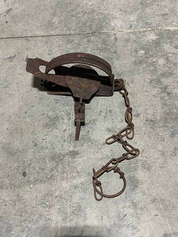 lot 66 image: Foothold Trap