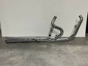 lot 2 image: Screaming Eagle Super Trap Exhaust