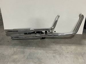 lot 3 image: OEMStock Exhaust for 2008 Crossbones