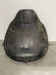 lot 14 image: Harley Davidson Seat