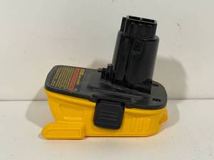 lot 18 image: DeWalt 20v Max to 18v Adapter