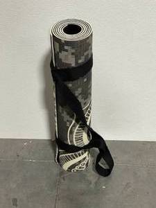 lot 65 image: New Yoga Mat