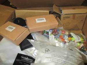 box of ice cube molds , dad gifts a...