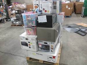 lot 764 image: Pallet of Store Overstock, Returns, Missing Parts, and Damaged Products