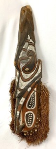 lot 14 image: Vintage Carved Wood Tribal Spirit Mask From The Sepik River Region - Papua New Guinea