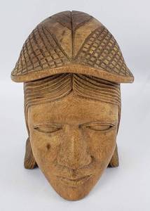 lot 111 image: Unique Hand Carved Wooden Head Sculpture
