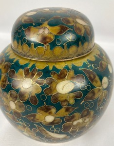 lot 154 image: Vintage Asian Ginger Jar and Small Cloisonne Vase