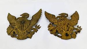 lot 134 image: Antique Enlisted Artillery Helmet Plates 1881-1902