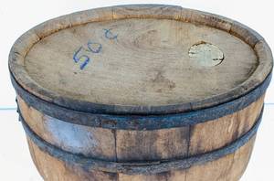 lot 91 image: Antique Oak Water Casket  Canteen 11 High