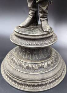 lot 220 image: Antique Victorian Spanish Conquistador Cast Spelter Statue #1