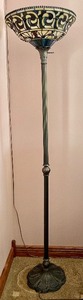 lot 14 image: Stunning Stained Glass Floor Lamp