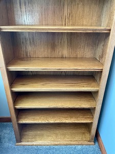 lot 123 image: Wooden Bookshelf with Adjustable Shelves