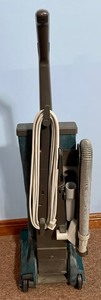 lot 288 image: Hoover Dual-Purpose Vacuum