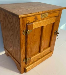 lot 28 image: Vintage Ice Box Style Accent Table with Brass Accents by White Clad