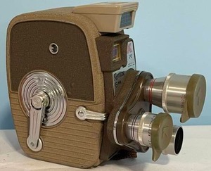 lot 79 image: Vintage Keystone 8mm Camera
