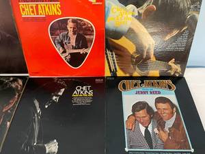 lot 204 image: Chet Atkins Albums