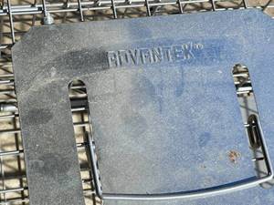 lot 254 image: Adventek Rodent Trap