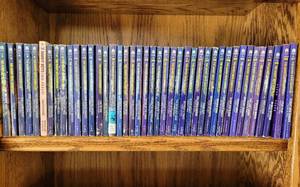 lot 88 image: Extensive Hardy Boys Book Collection by Franklin W. Dixon