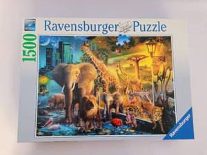 lot 314 image: Ravensburger Puzzle Set