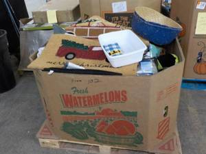 lot 253 image: Pallet of retailers Overstocks and ...