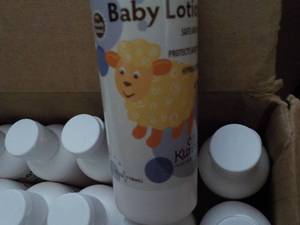 lot 268 image: Case of 60 - 4 oz Bottles Kuretex B...