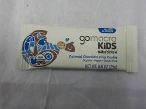 lot 306 image: 150 Gomacro Kids Oatmeal Chocolate ...