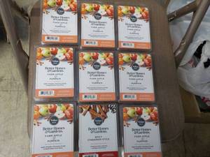 lot 321 image: 9 Better Homes and Gardens Scented ...
