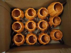lot 324 image: 12 Pumpkin Ceramic Mugs...