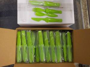 lot 383 image: Box of 50 Lime Green Plastic Cutler...