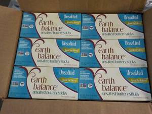 lot 404 image: 6 - 1 lb. Frozen Boxes Earth Balanc...