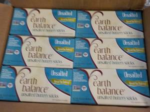 lot 406 image: 6 - 1 lb. Frozen Boxes Earth Balanc...