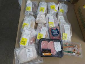 lot 419 image: Assortment of Frozen Food...