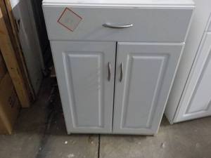 lot 52 image: White 2 Door 1 Drawer Cabinet 24 x ...