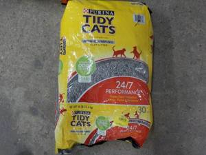 lot 58 image: 30 lb. Bag Purina Tidy Cats Clay Li...