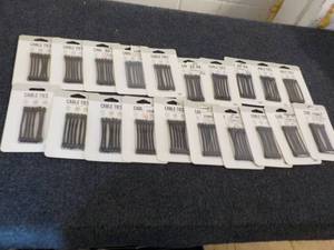 lot 126 image: 20 Pkgs Cable Ties...