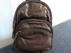 lot 136 image: Canyon Leather Back Pack...
