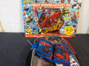 lot 146 image: Spiderman Activity Pad and Back Pac...