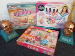 lot 147 image: Games and more...