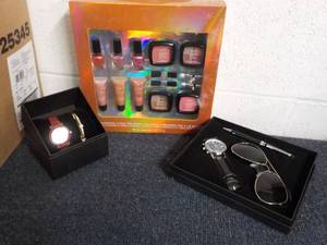lot 156 image: Glitz and Glam Gift Sets, Watch and...