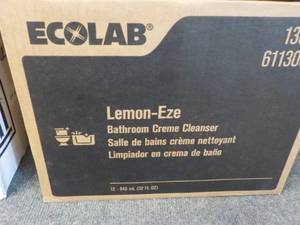 lot 2 image: Case of 12 - 32 oz Bottles Ecolab L...