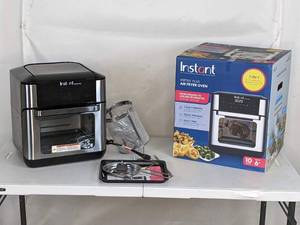lot 75 image: Instant Vortex Plus 7-in-1 Air Fryer Oven 10 QT