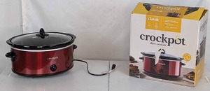 lot 81 image: Crockpot Design To Shine 7-qt. Slow Cooker (RED)