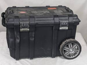 lot 162 image: Husky 15 Gallon Connect Jobsite Cart